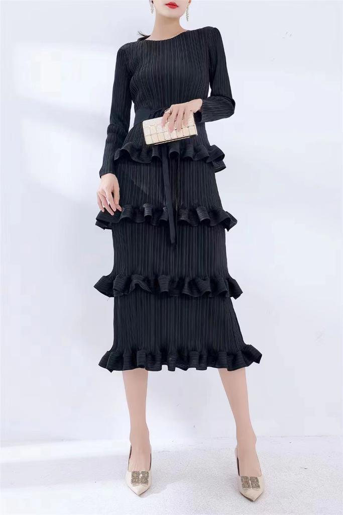 Elegant Ruched Tiered Occasion Dress